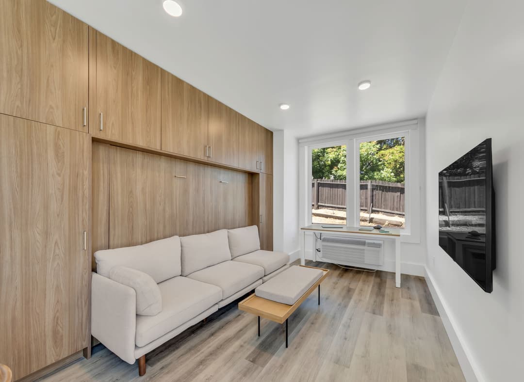 Single family studio™ interior home features